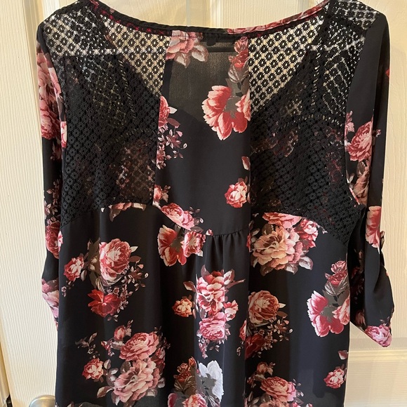 Rewind Women's Sheer Top, Black and Pink/Purple Floral, Lace Detail, Size Med - Picture 2 of 9